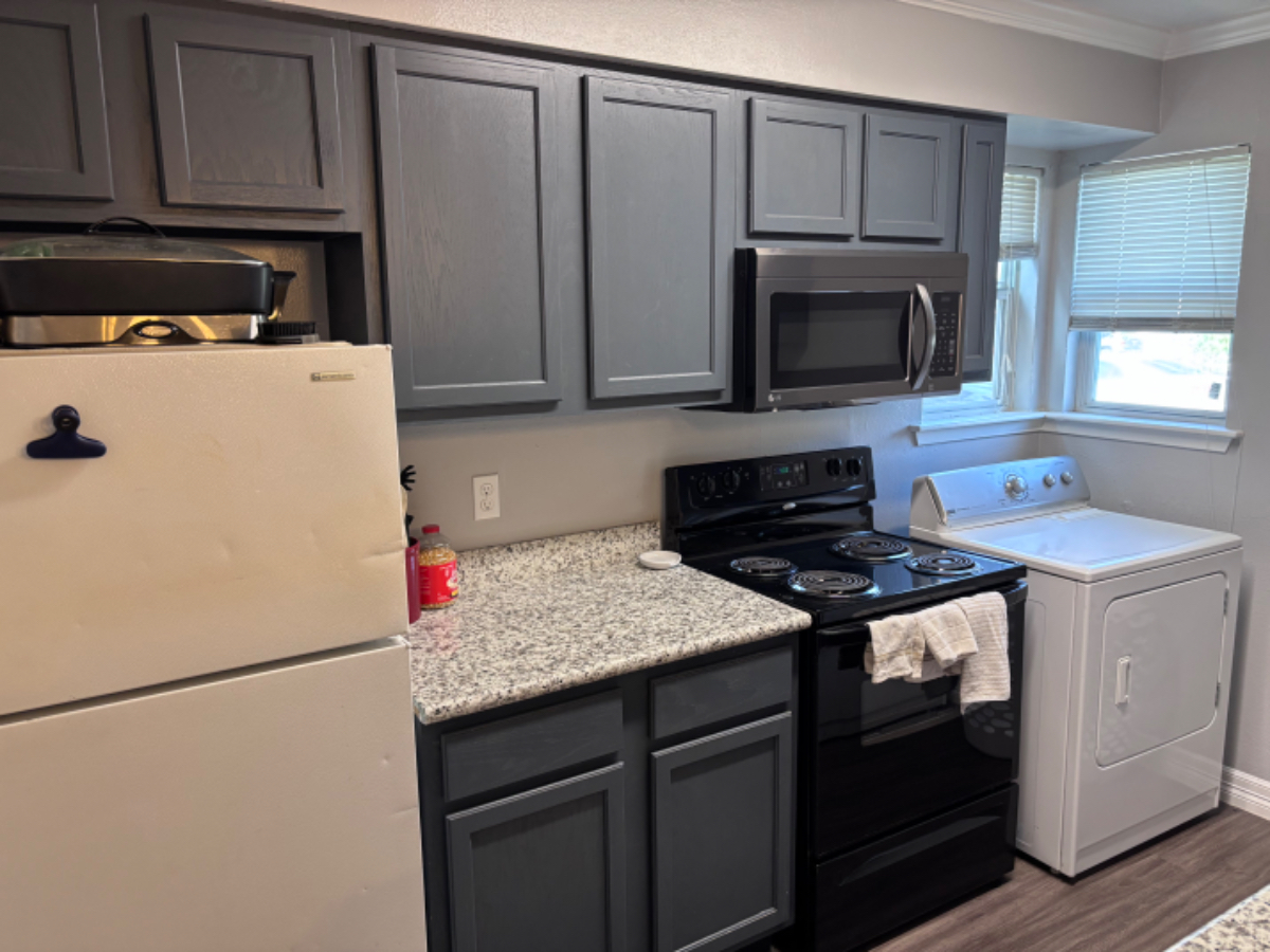 FURNISHED UNIT INCLUDING UTILITIES/WIFI - FOR PROFESSIONALS - Photo 5