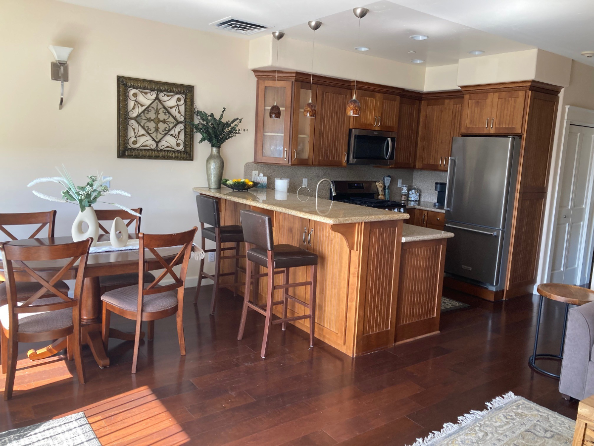 2Bd, 1Ba Condo on the Bay