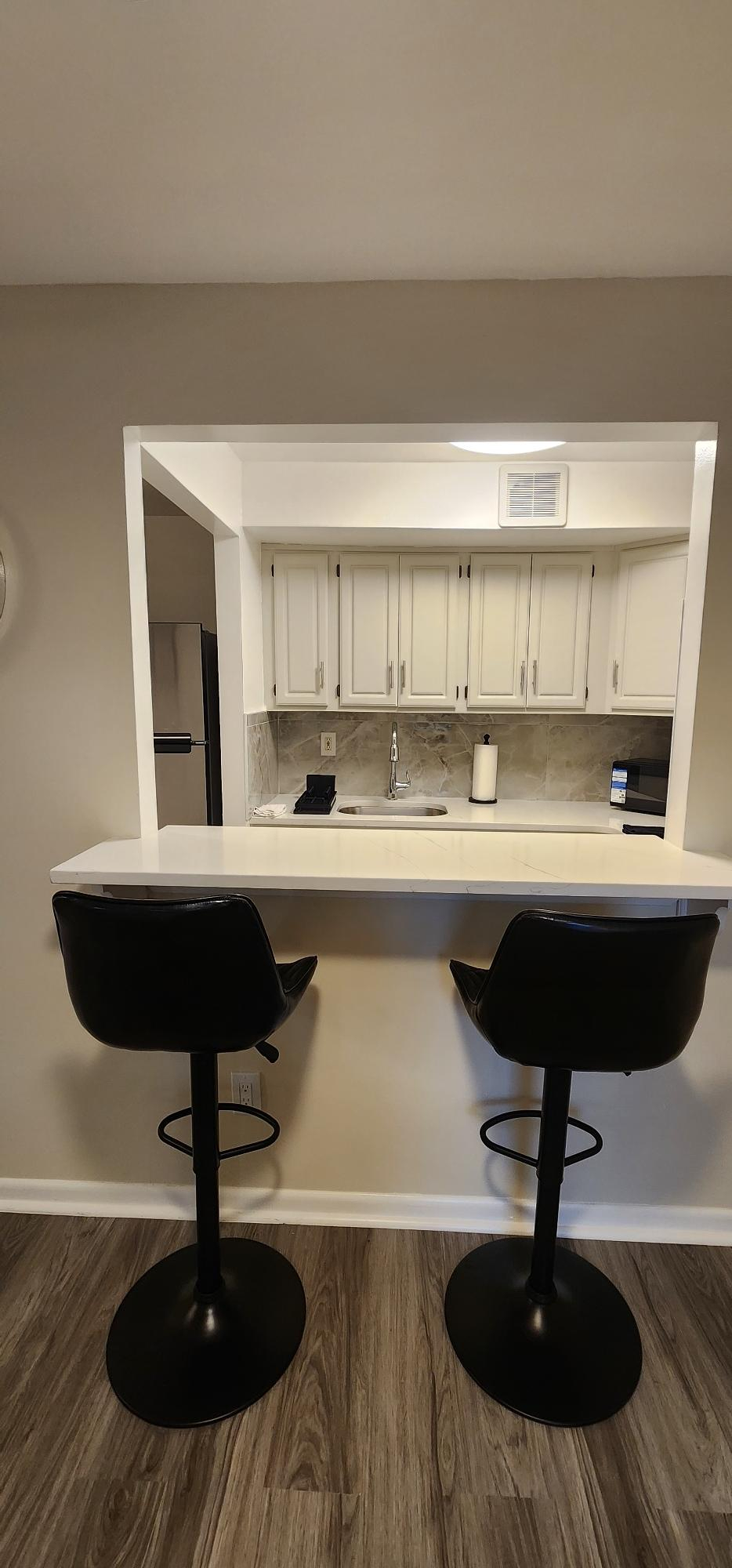Charming and Comfortable 2-Bedroom Apartment in a Prime Brooklyn Spot - Photo 8