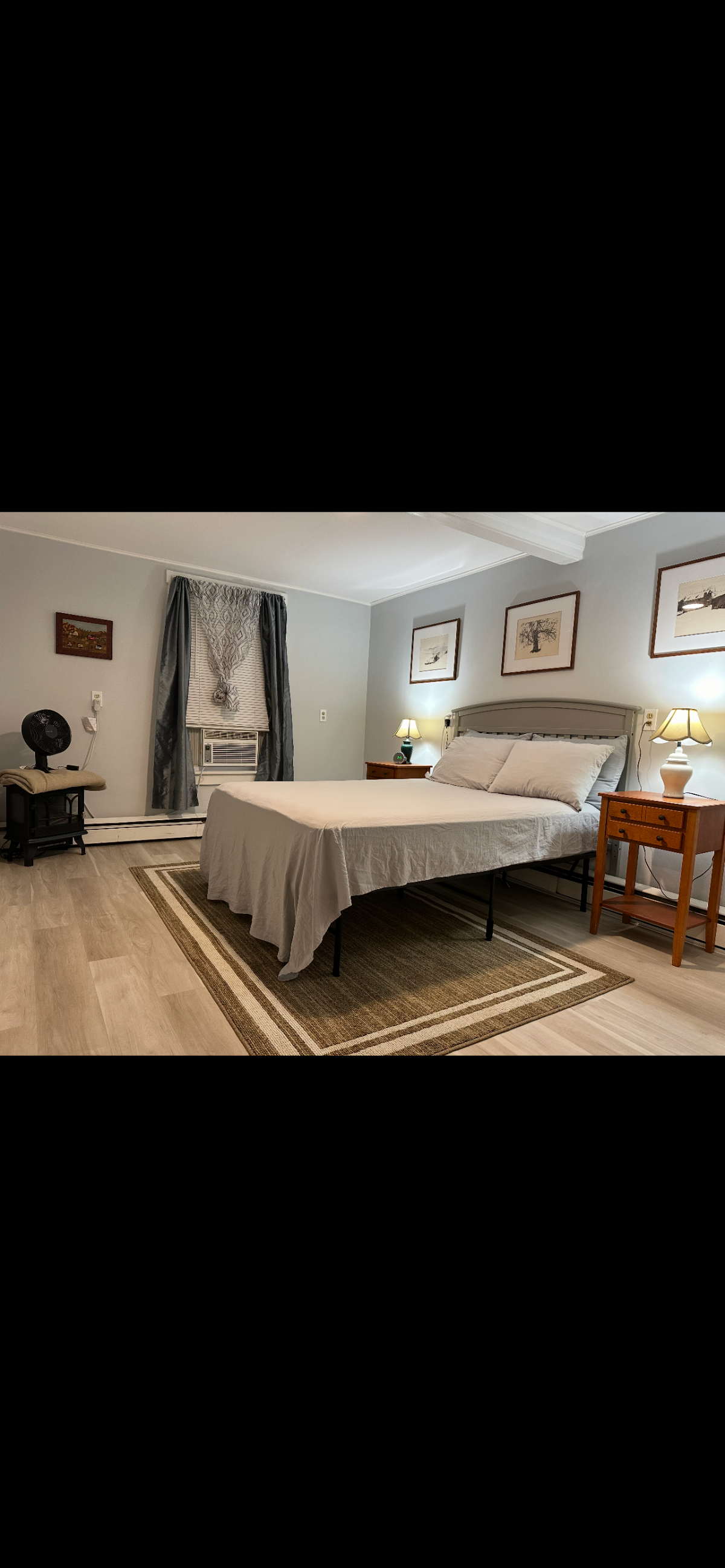 Comfortable In Town Apartment - Photo 9