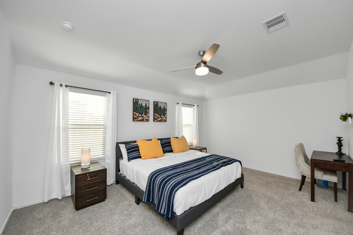 Effortless Elegance Home - Photo 4