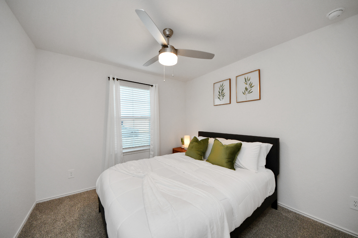 Effortless Elegance Home - Photo 9