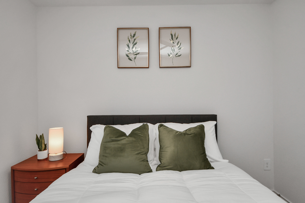 Effortless Elegance Home - Photo 10