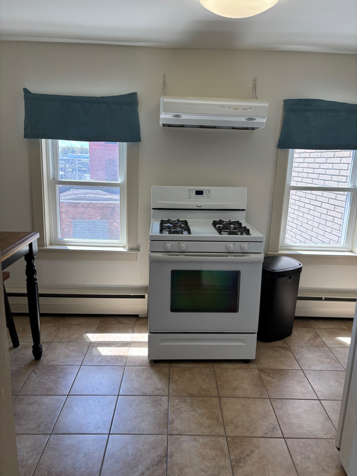 Cozy and Convenient, Furnished 1BR in Glens Falls Near Hospitals - Photo 6