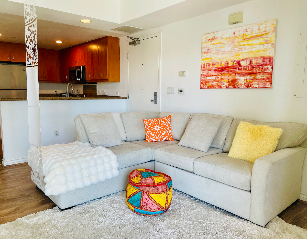 Sunlit Condo w Sunset View in Downtown San Diego - Parking Included - Photo 2