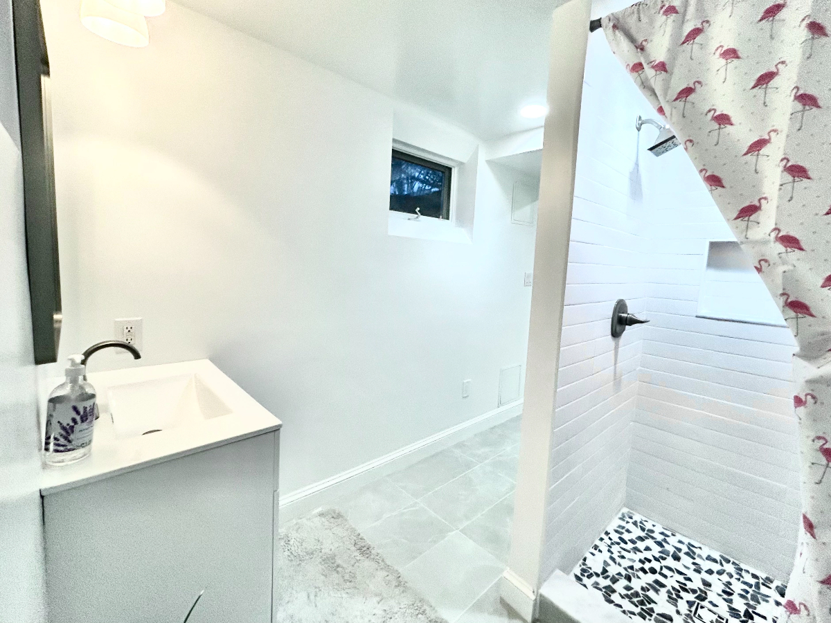 Beautiful Apartment in Chevy Chase - Photo 8