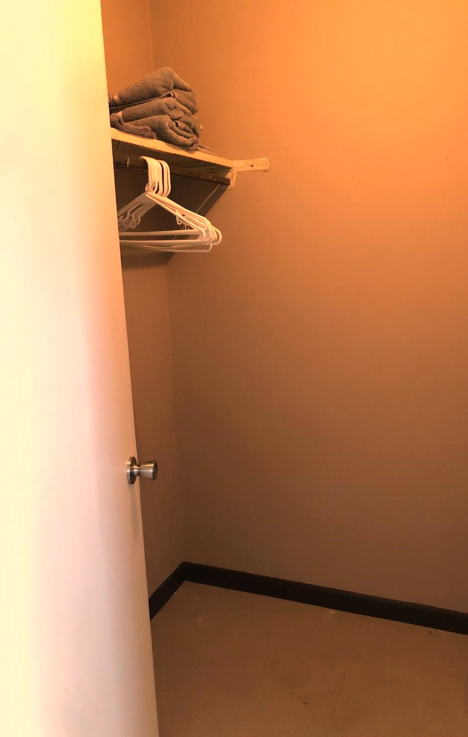 Downtown Apartment, Home of Mother's Day - Photo 8