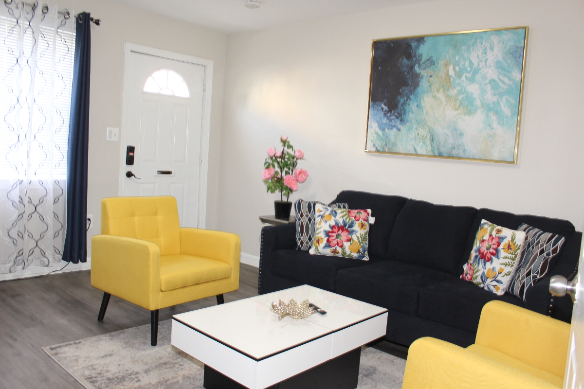 One Bedroom Condo Close to H St. - Photo 2