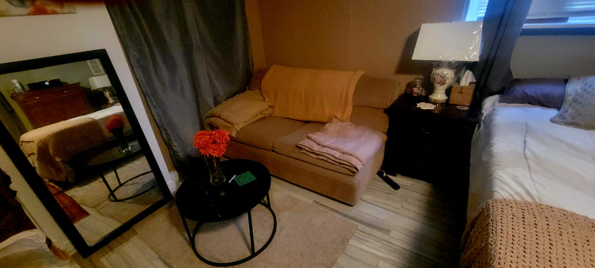 Large and Convenient Basement Studio - Photo 5
