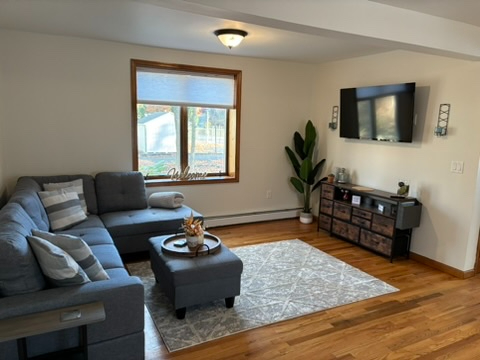 Lovely 1BR apt plus in the hamlet - Apt. A - Photo 5