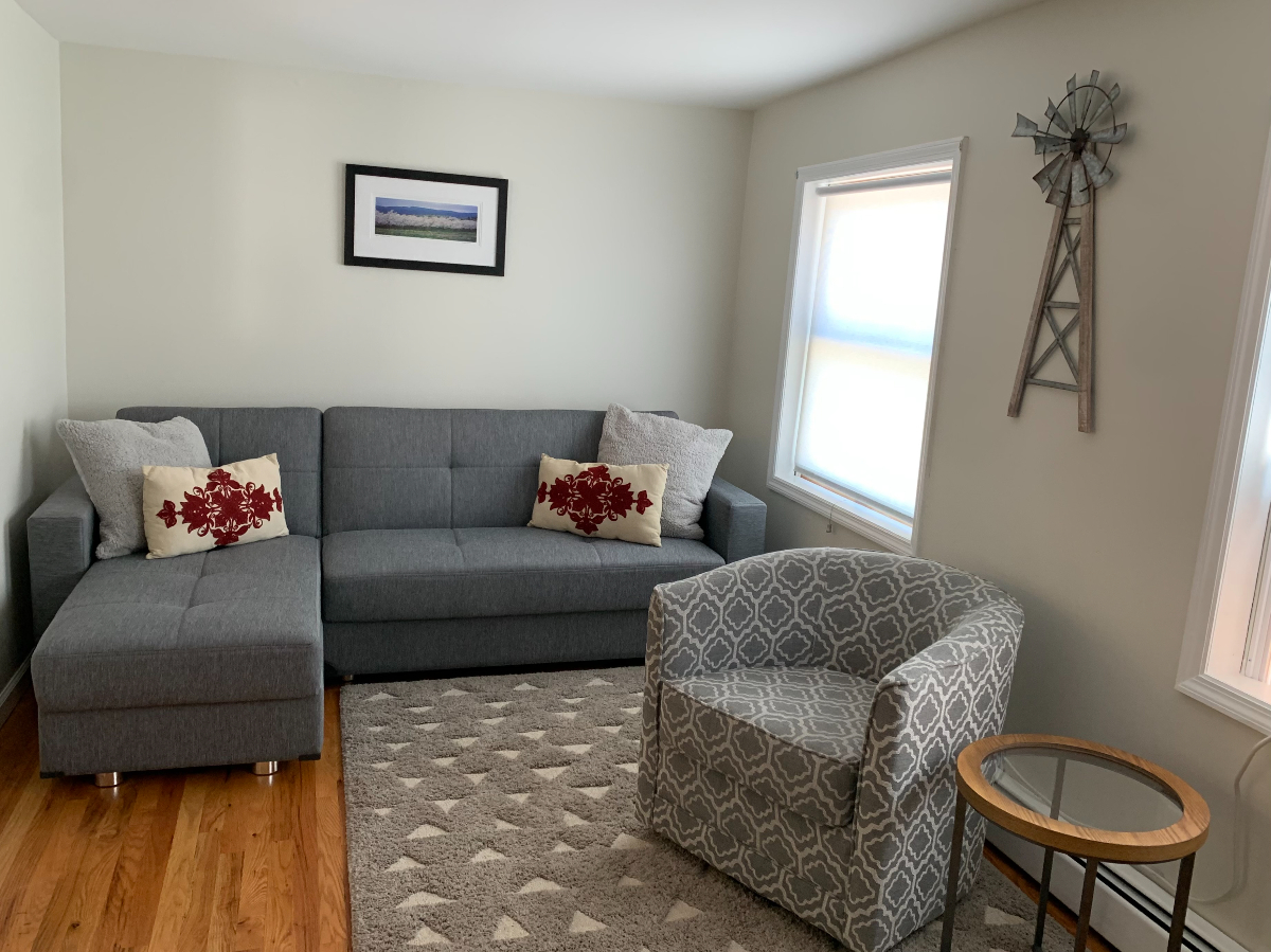 Lovely 1BR apt plus in the hamlet - Apt. A - Photo 11
