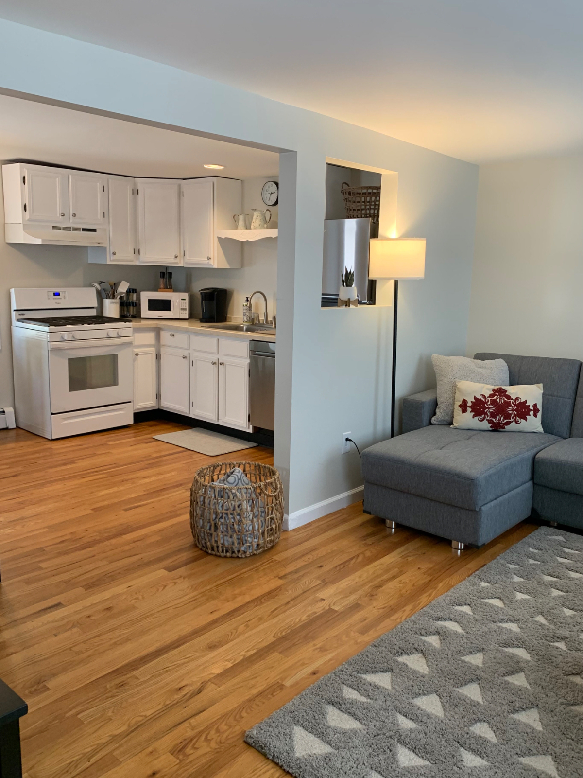 Lovely 1BR apt plus in the hamlet - Apt. A - Photo 10