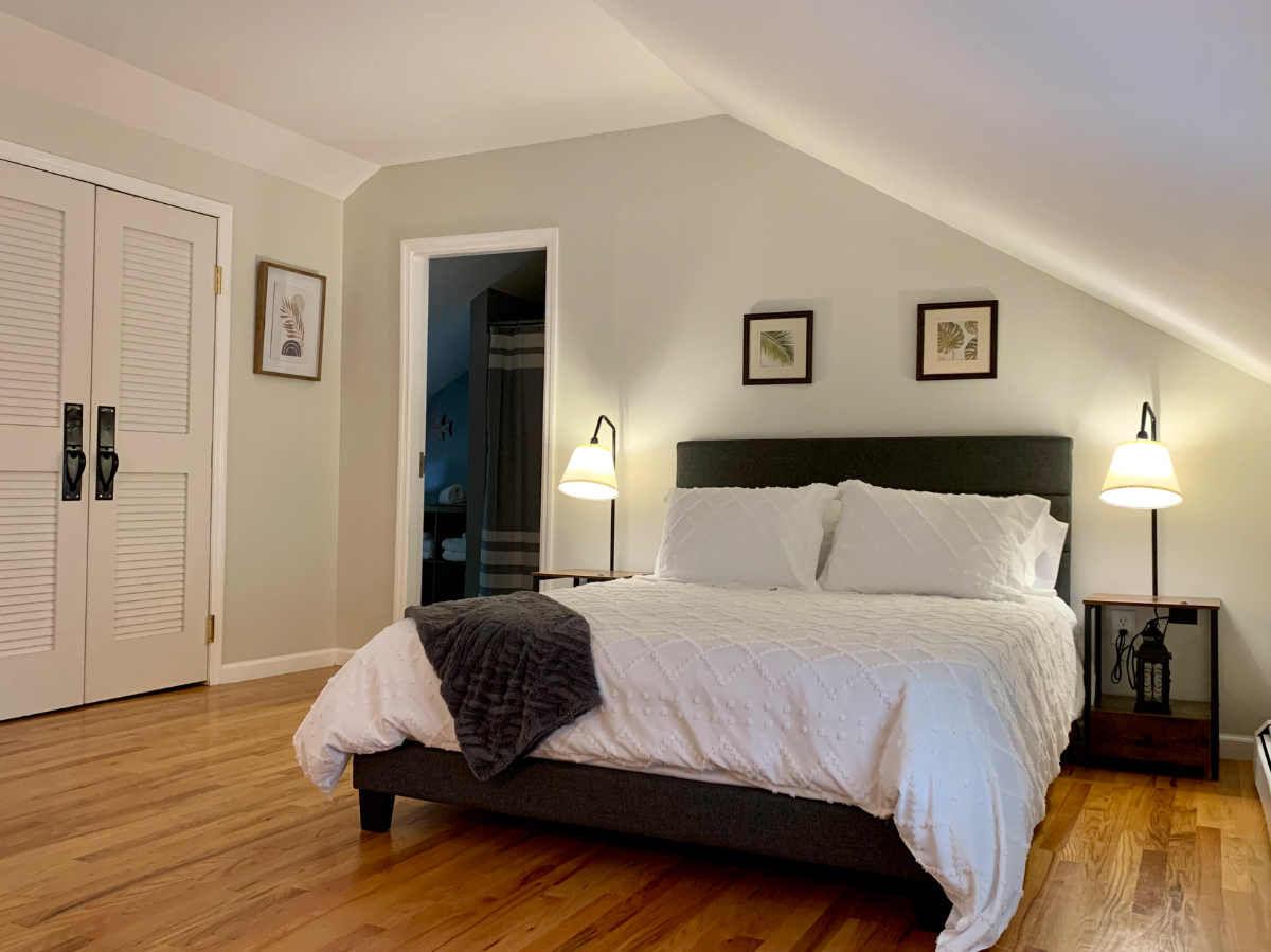 Lovely 1BR apt plus in the hamlet - Apt. A - Photo 7