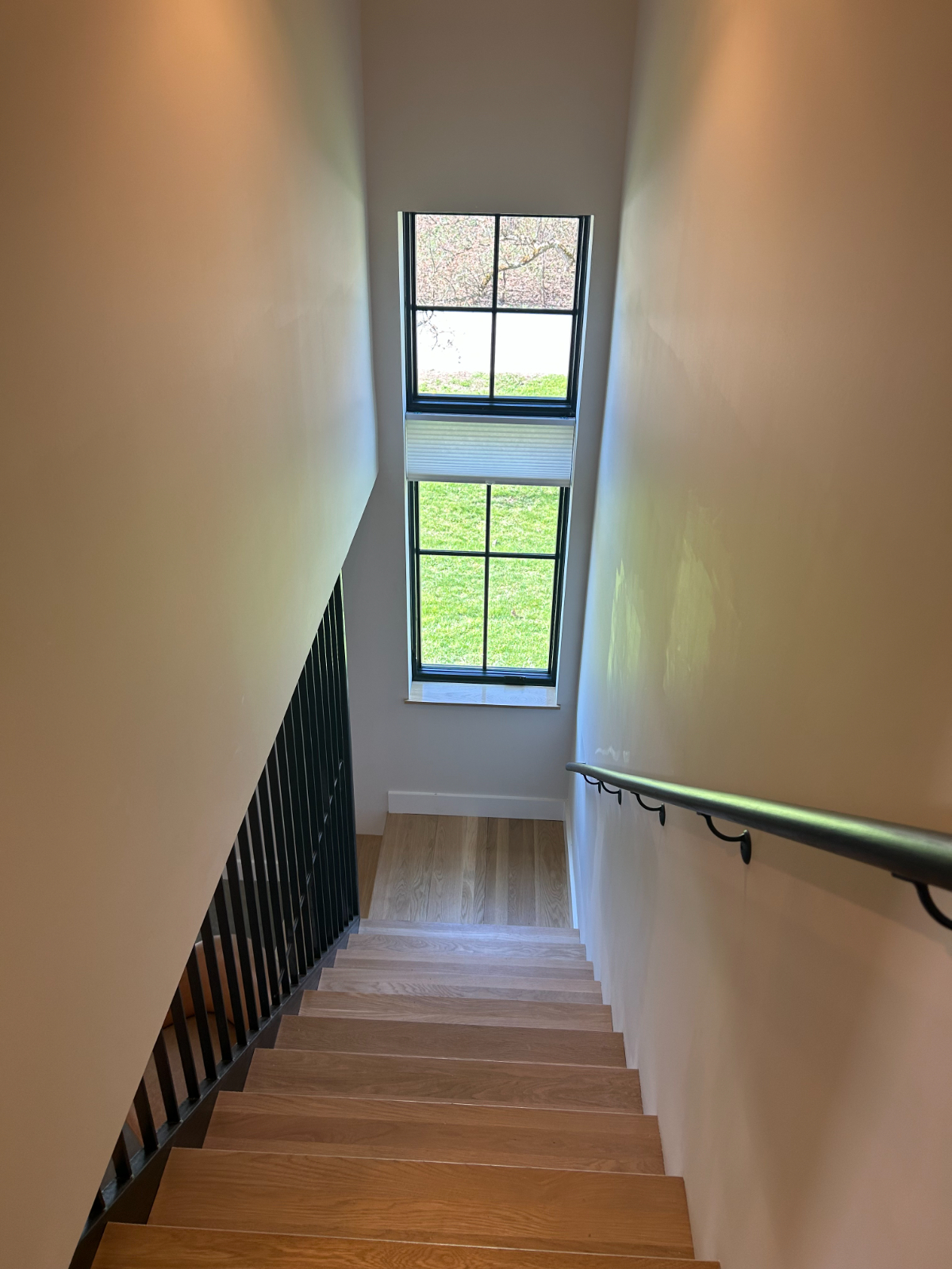 newly finished two bedroom apt - Photo 12