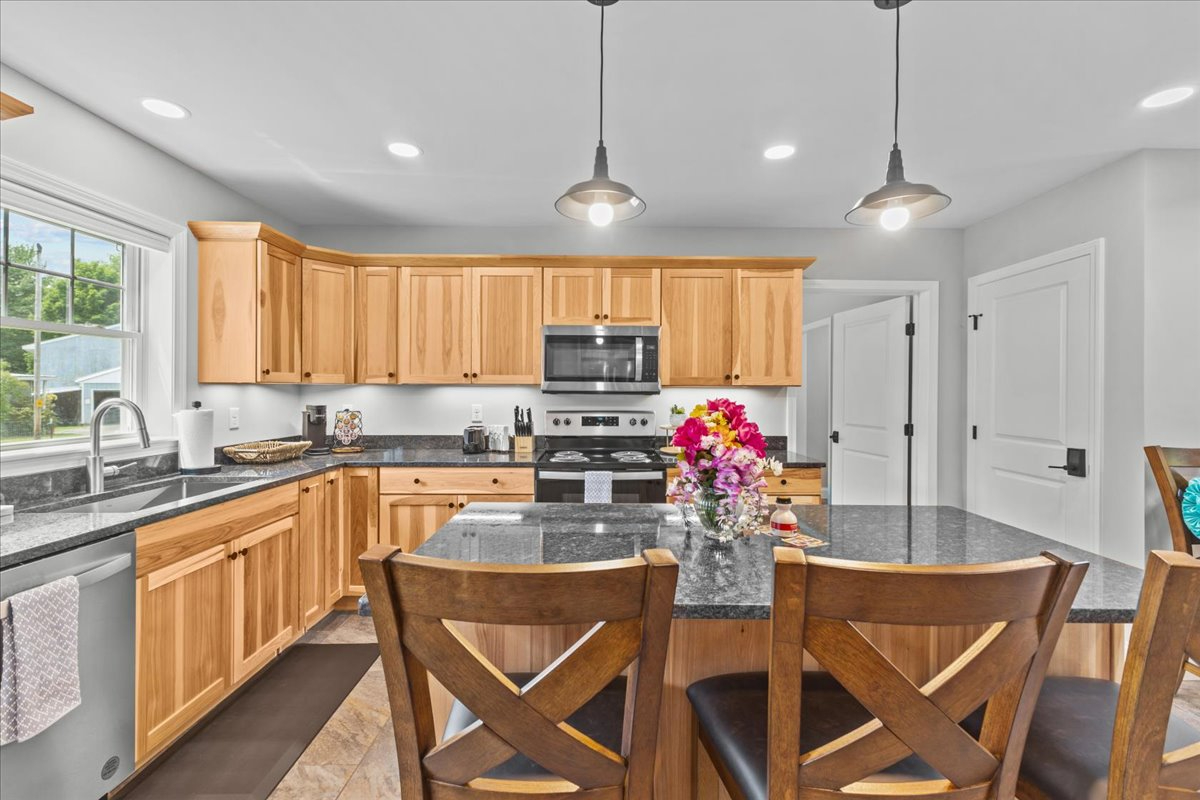 Located in the Heart of Malletts Bay - Photo 6
