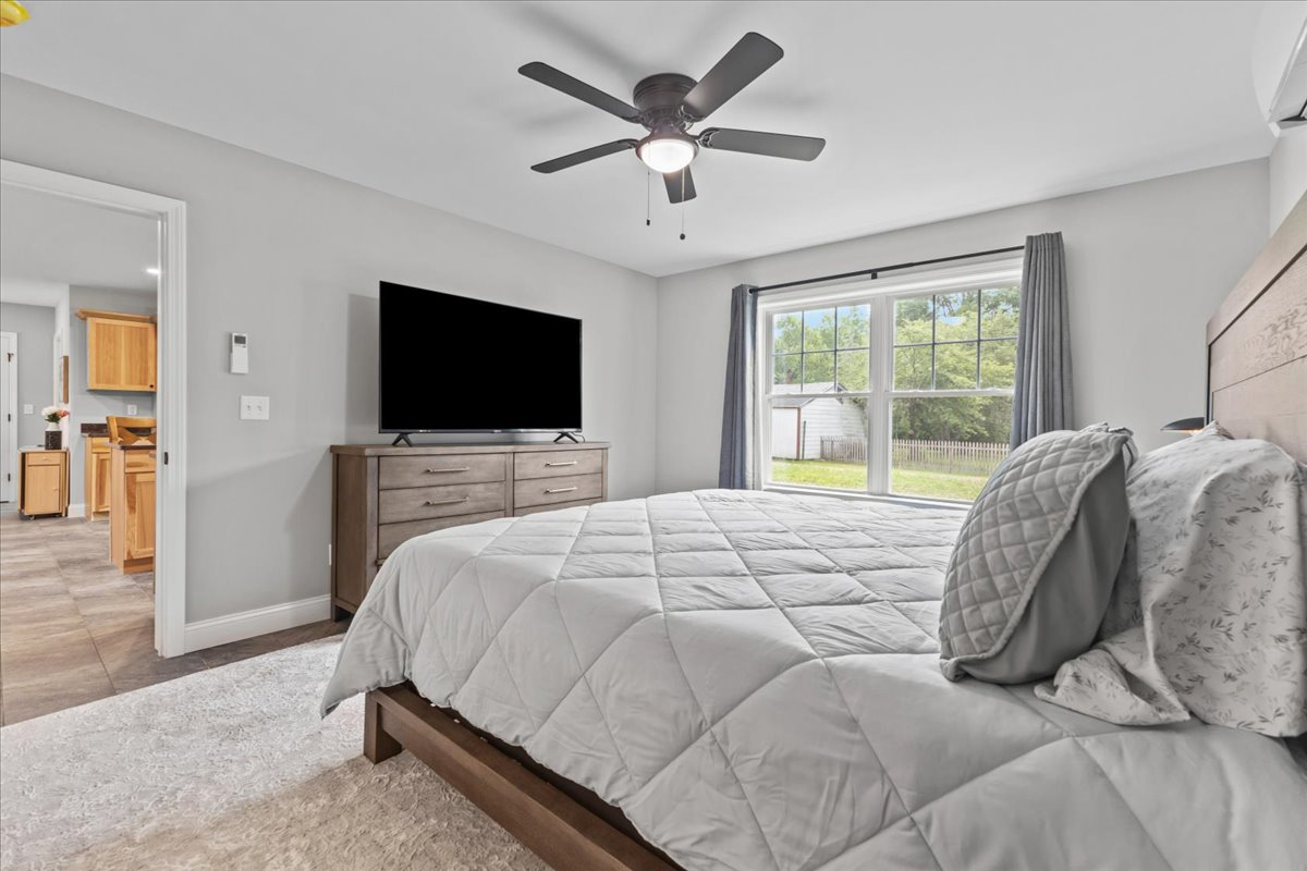 Located in the Heart of Malletts Bay - Photo 7