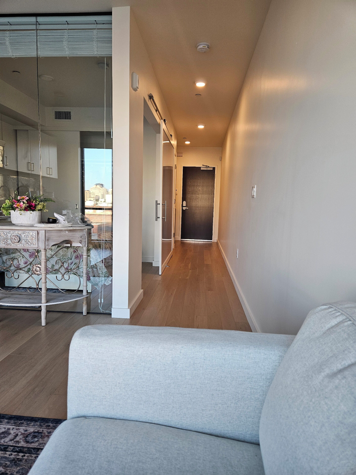 1-bedroom PENTHOUSE in downtown San Francisco, Sutter and Van Ness - Photo 6