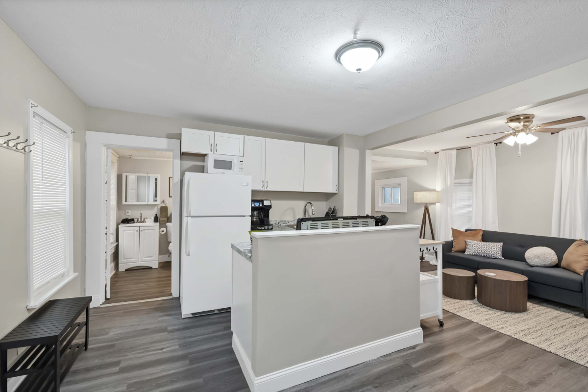 Lakewood 1BR, Office, W/D, & Pet-Friendly - Photo 5