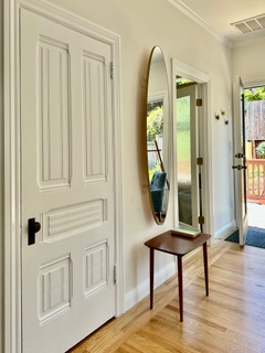 Bright One-Bedroom with Home Office & Garden Access in Chill Potrero Hill Spot - Photo 2