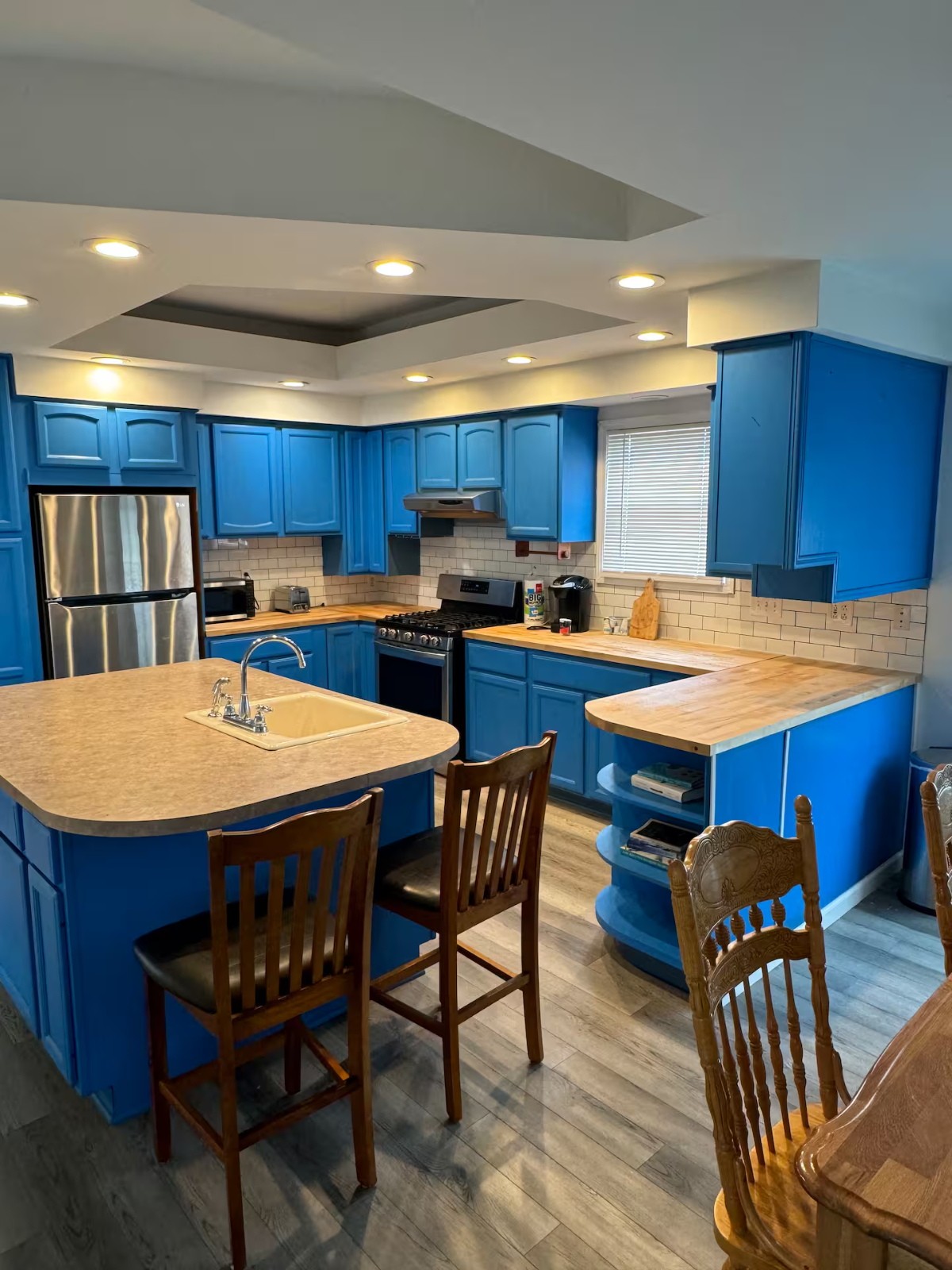Cozy 3 bedroom apartment near Bills Stadium - Photo 2