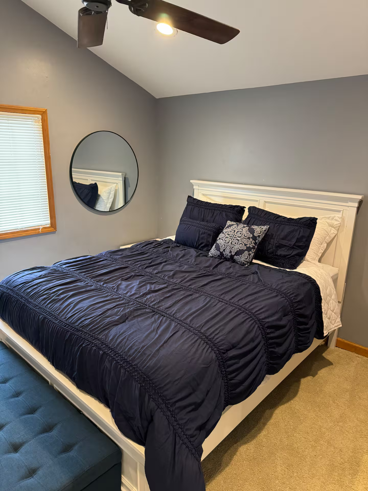 Cozy 3 bedroom apartment near Bills Stadium - Photo 3