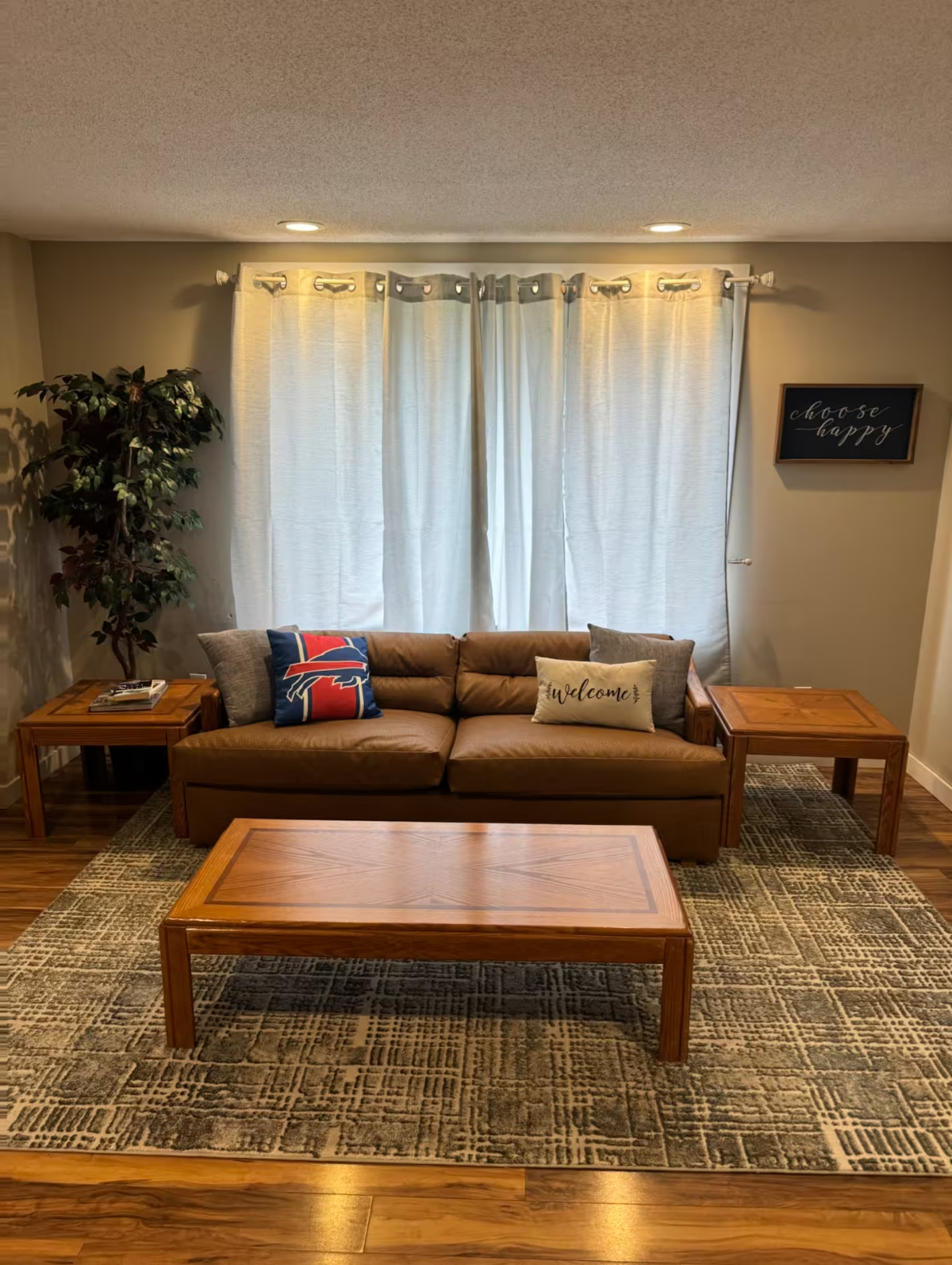 Cozy 3 bedroom apartment near Bills Stadium - Photo 4