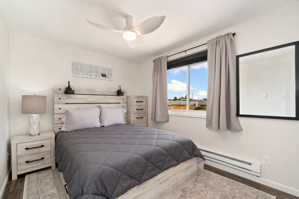 Stylish 2BR Apartment - Photo 10