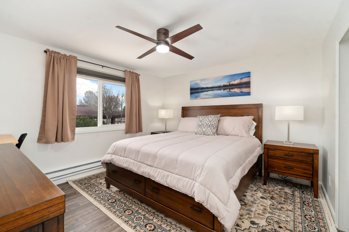 Stylish 2BR Apartment - Photo 7