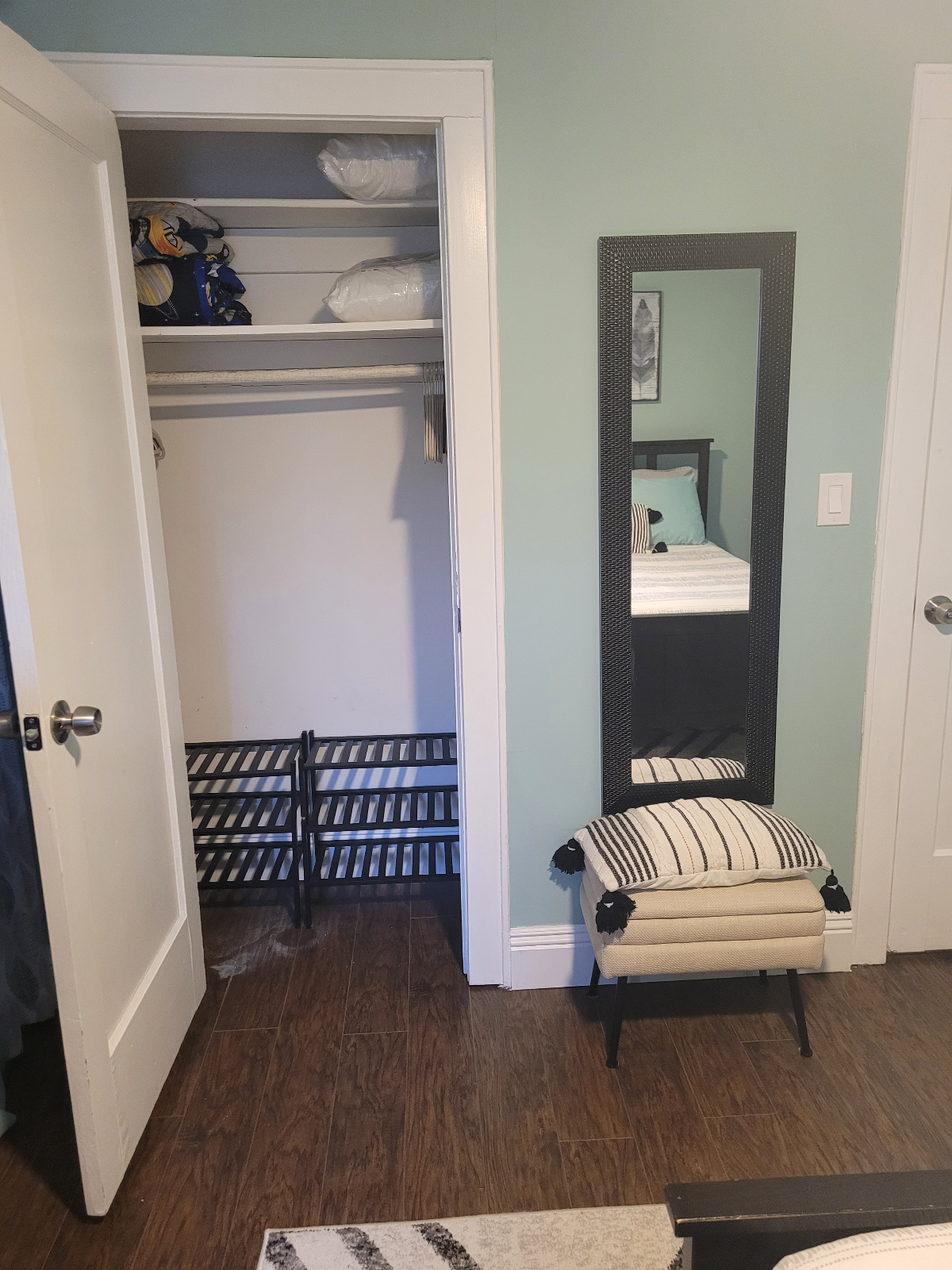 Cozy Frunished Oasis close to hospitals. - Photo 3