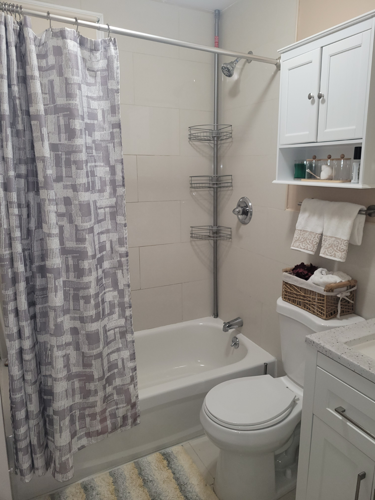 Cozy Frunished Oasis close to hospitals. - Photo 5