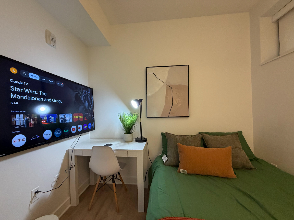 Private Room in Adams Morgan - Photo 3
