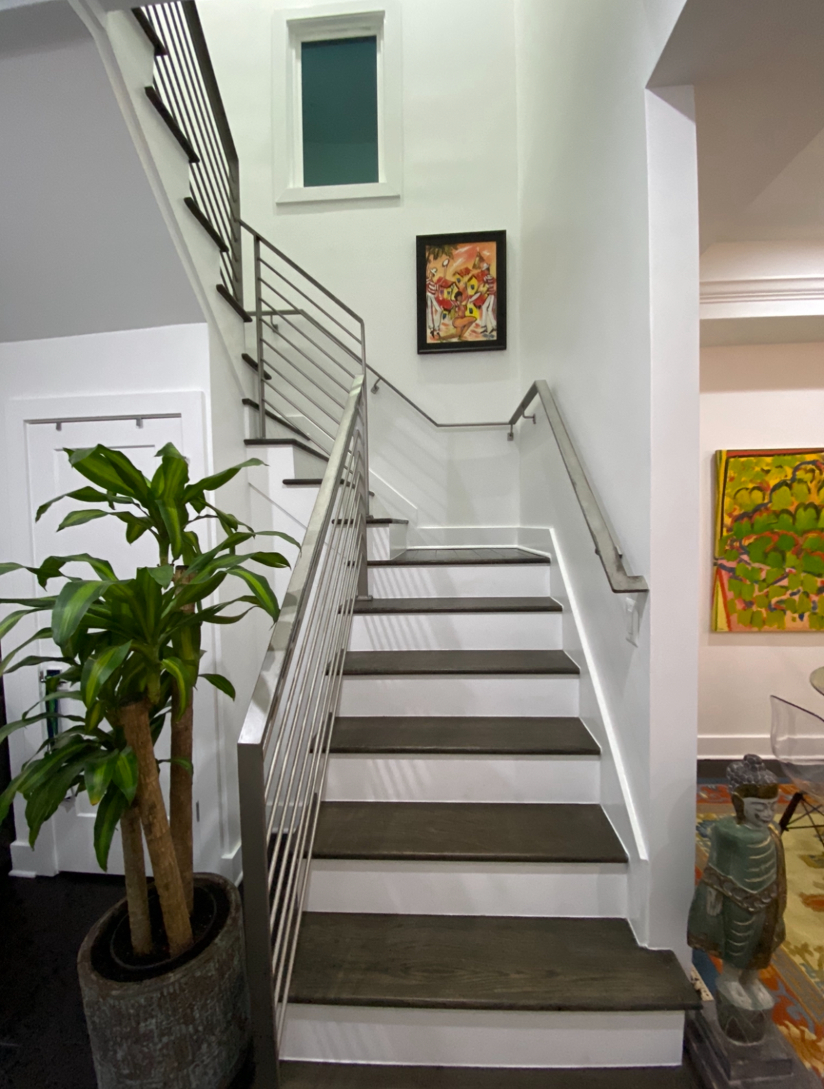 Beautiful Home, Centrally Located- Walking Distance to 4 Main Hospitals in DC - Photo 2