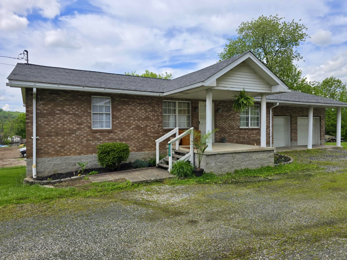 Oxbow House - Fully Furnished and Equipped for Comfort and Convenience - Photo 1
