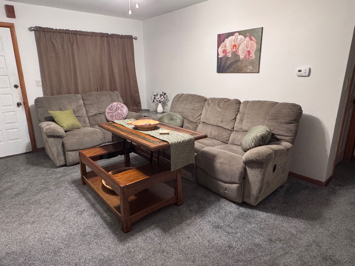 Oxbow House - Fully Furnished and Equipped for Comfort and Convenience - Photo 9