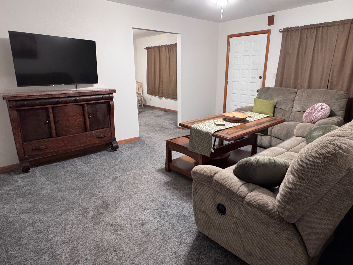Oxbow House - Fully Furnished and Equipped for Comfort and Convenience - Photo 10