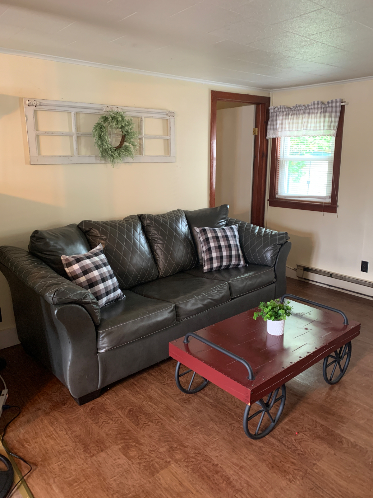 Standish back 2 bedroom - Photo 5