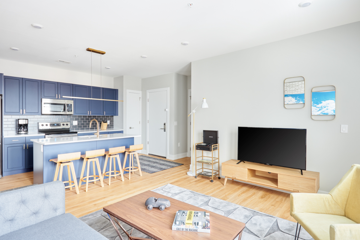 2BR Art-Filled Philly Getaway- Frankford 403