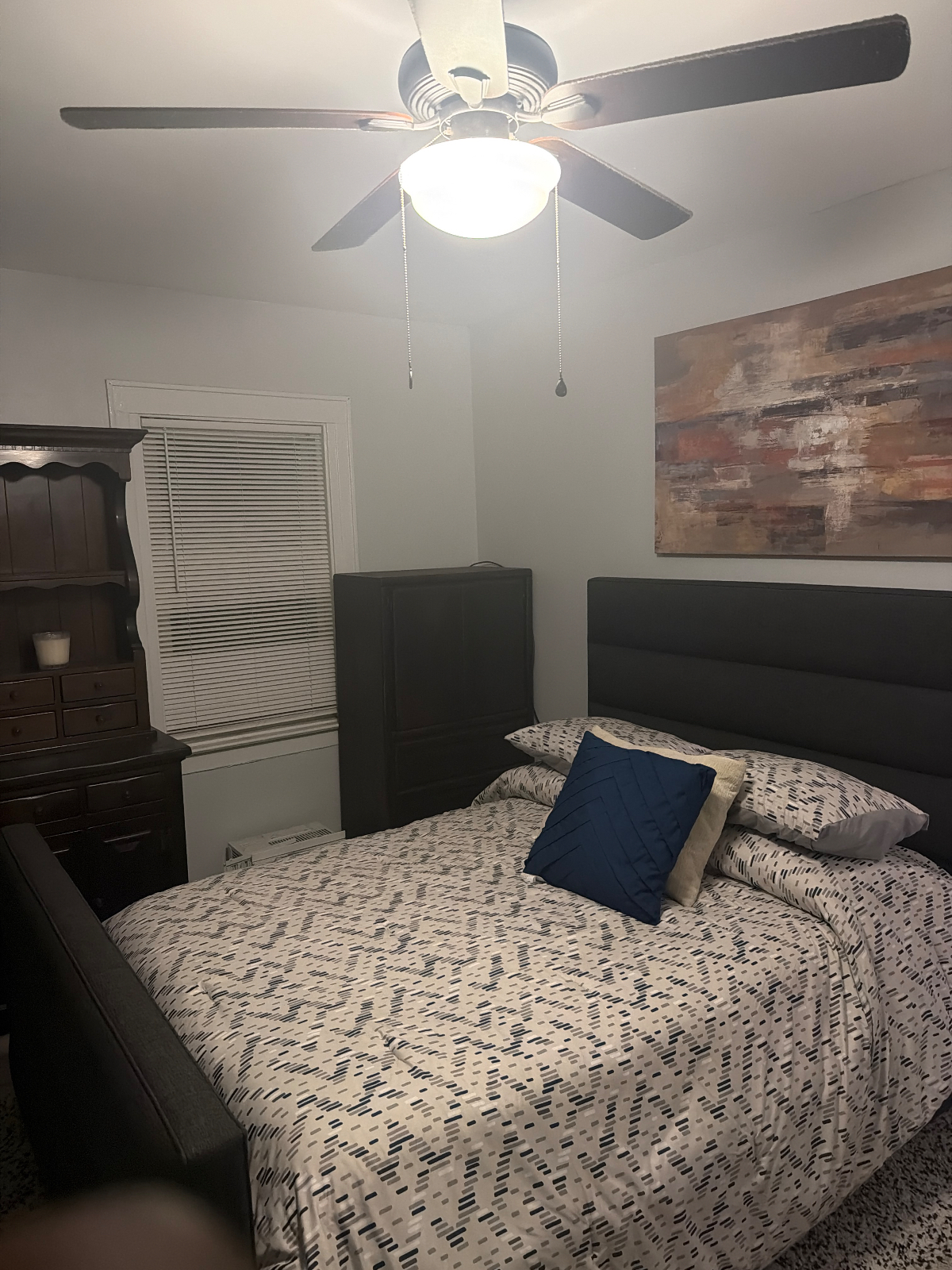 Comfortable Room for Rent with Utilities Included in Cambria Heights - Photo 1
