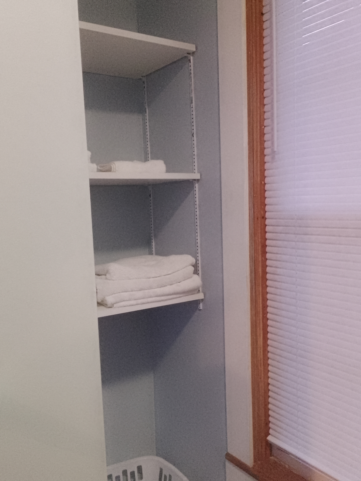 Newly Remodeled 1BR Apartment in Richfield... - Photo 4