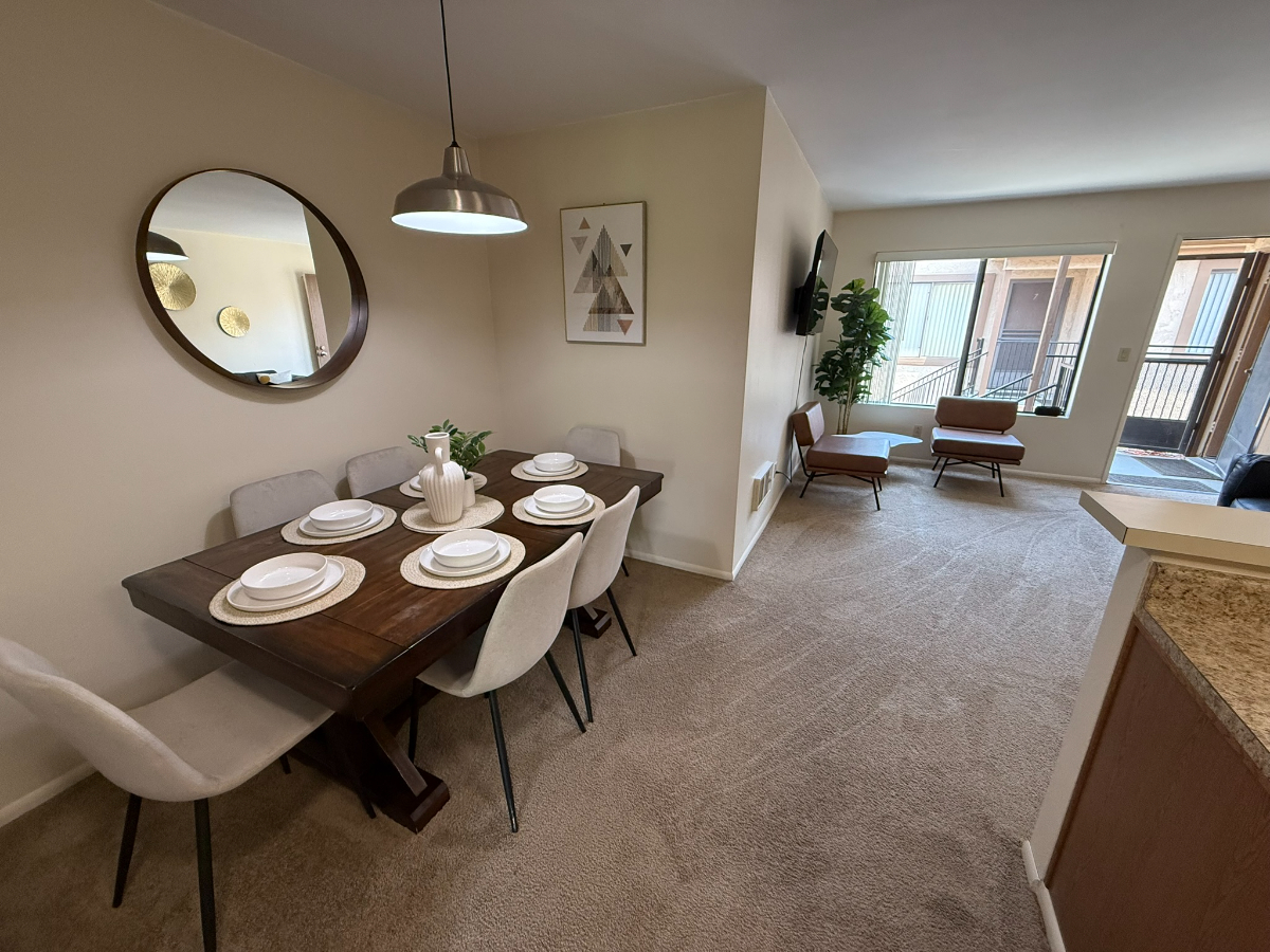 Normal Heights 1st Floor Unit 2BR/1BA, Pet OK, WD - Photo 2