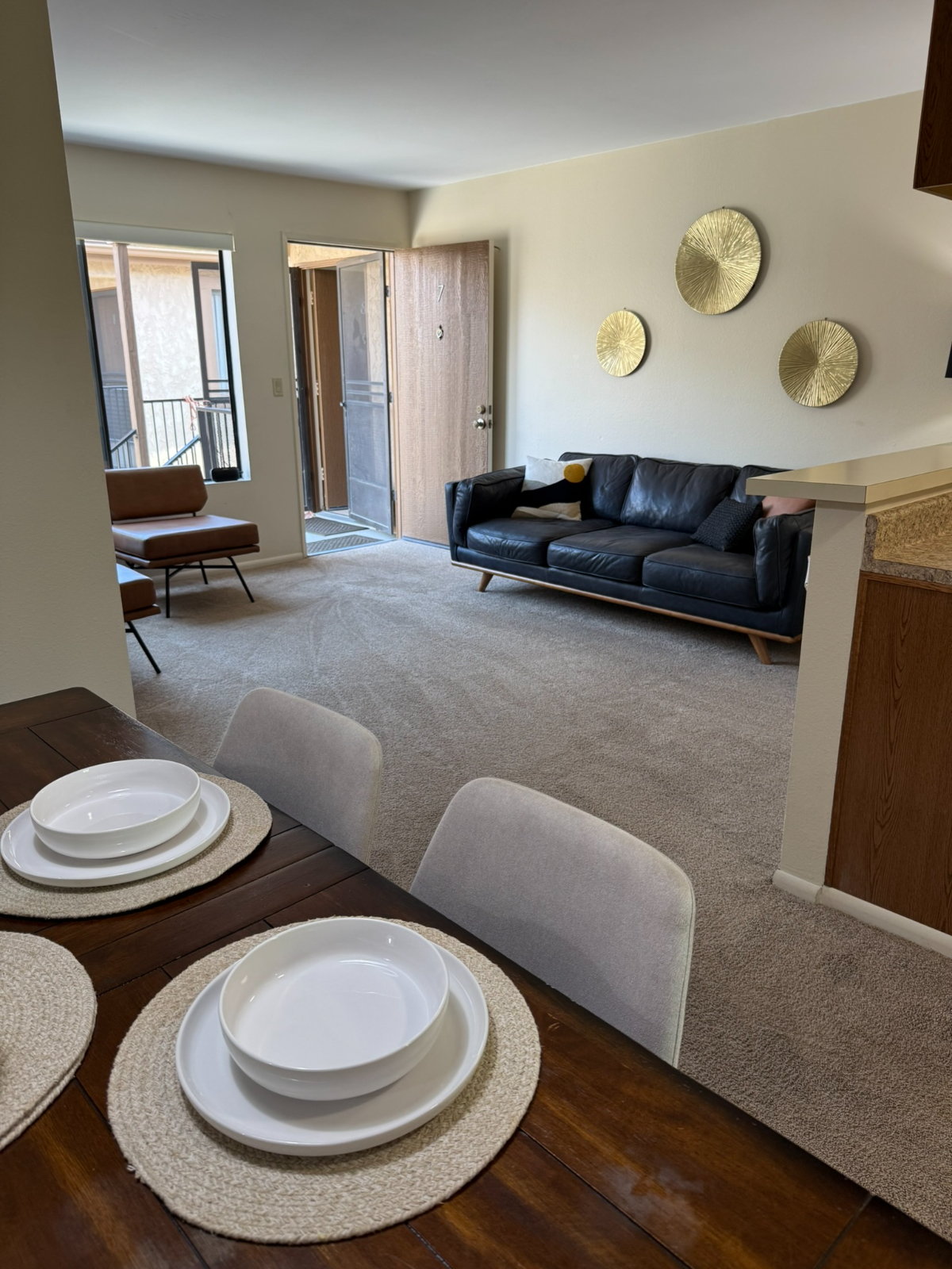 Normal Heights 1st Floor Unit 2BR/1BA, Pet OK, WD - Photo 3