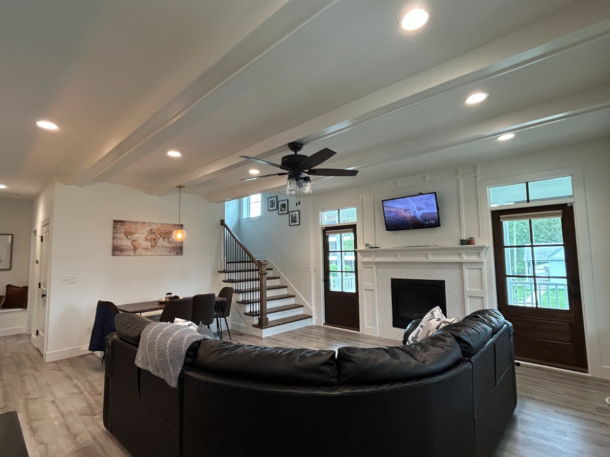 2nd Floor, East Bedroom - Photo 11