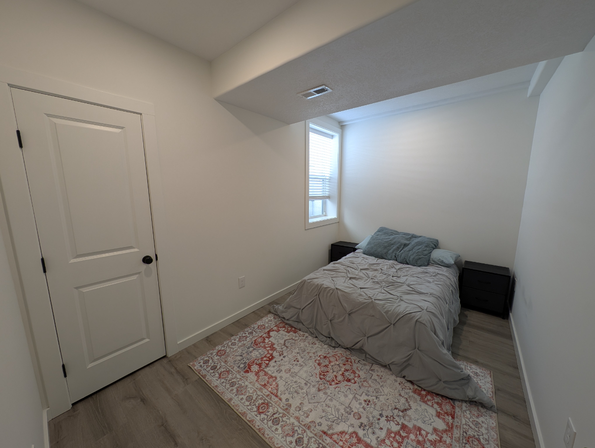 2nd Floor, East Bedroom - Photo 6