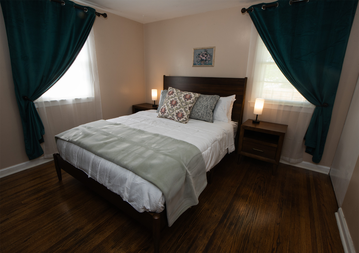 Cozy fully furnished 2 bedroom home in Greece NY/Near hospitals, shopping & highways - Photo 6