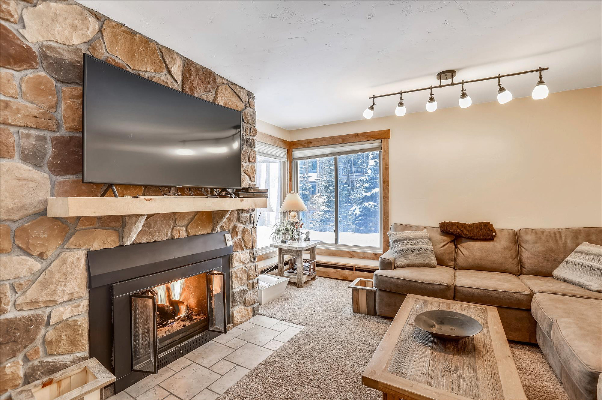 Beautiful Condo on Peak 8