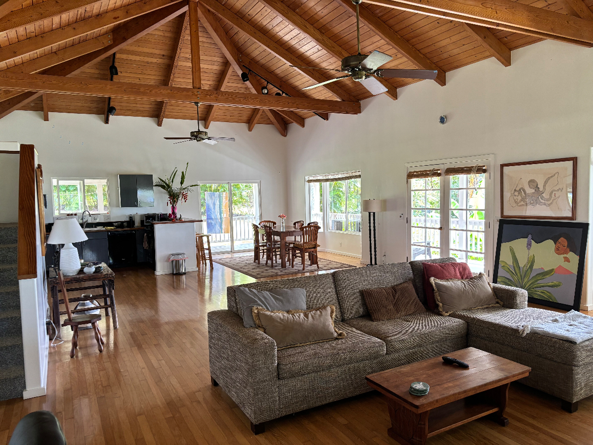 Plantation style house with fantastic ocean views