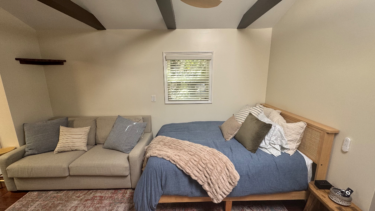 Newly Furnished Marina del Rey Guesthouse - Photo 4