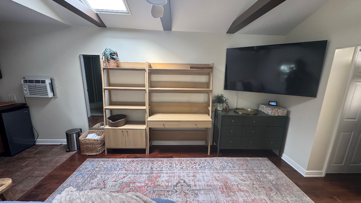 Newly Furnished Marina del Rey Guesthouse - Photo 6