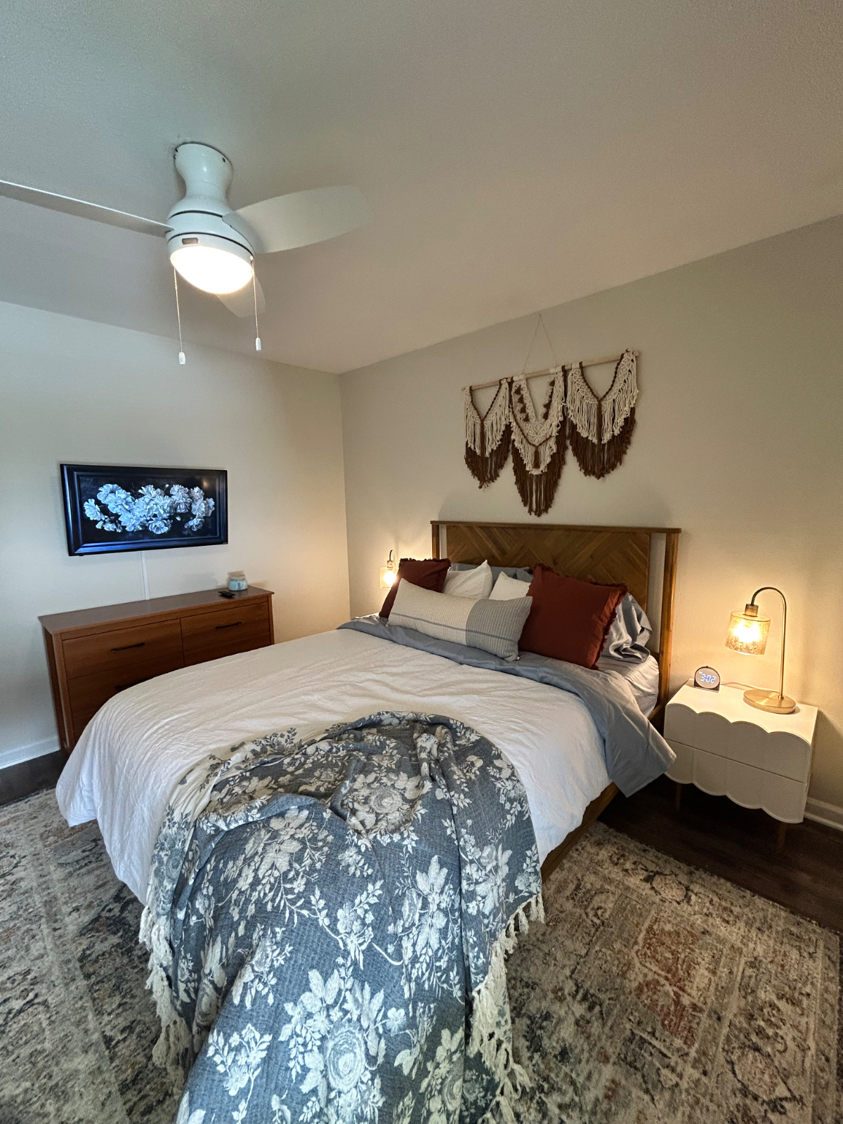 Beautifully remodeled unit, quiet Cheyenne neighborhood. Garage parking. Unit A - Photo 1