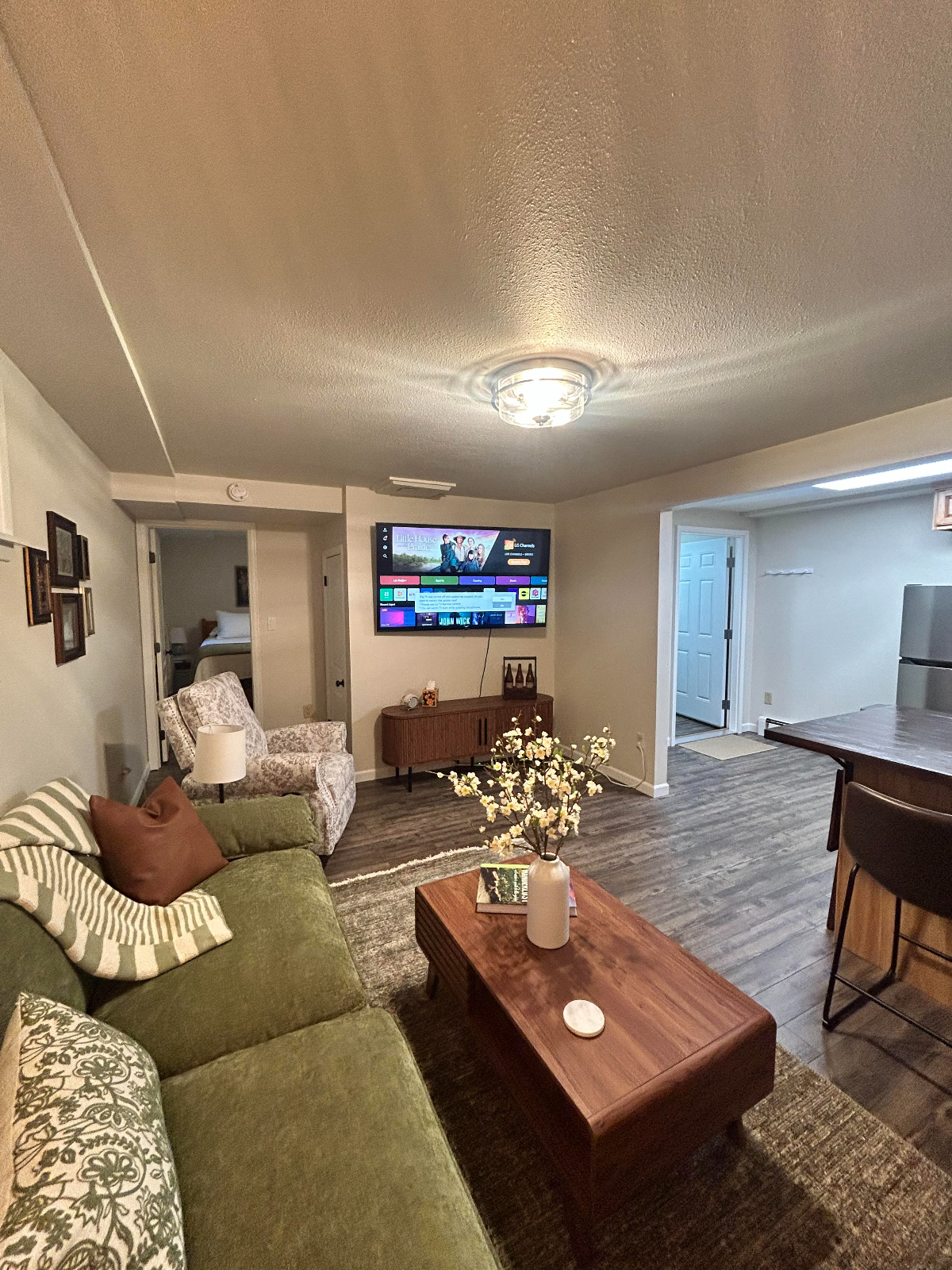Beautifully remodeled unit, quiet Cheyenne neighborhood. Garage parking.  Unit A - Photo 7